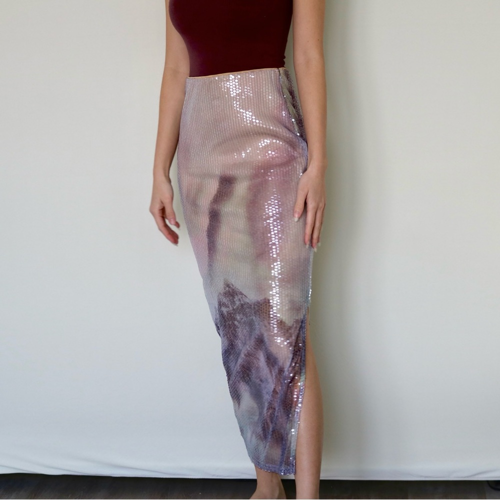 Elegant Sequin Midi Skirt
